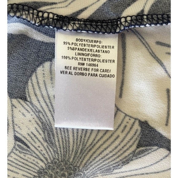 SIGNATURE BY ROBBIE BEE Floral Navy Ivory Pullover Dress Petite Size L NWT - Picture 4 of 4